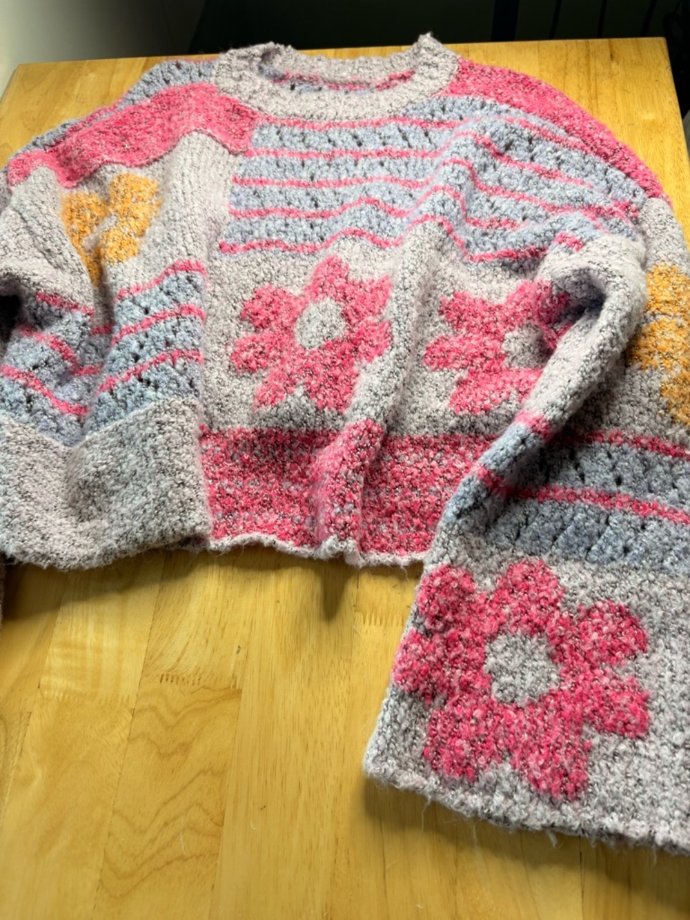 Francesca’s Cozy Pink Floral Patterned Women's Sweater